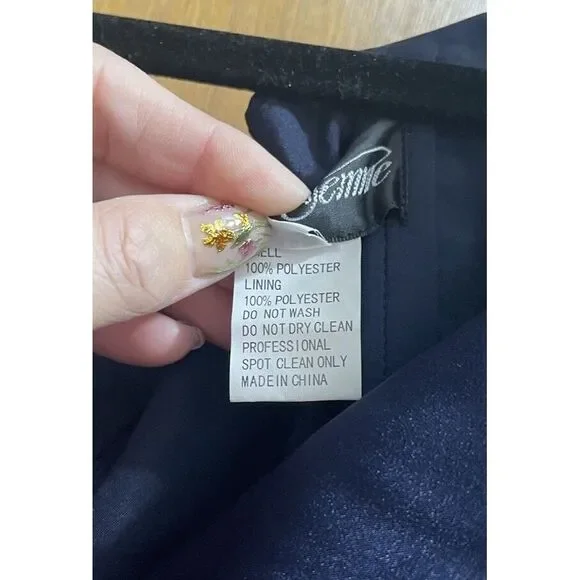 LA FEMME Surplice Off the Shoulder‎ Column Gown in Navy Blue 12 - Picture 7 of 8